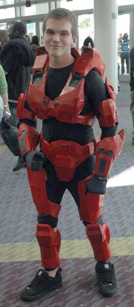 　ゲーム「Halo 3」に登場するマスターチーフ。赤いスーツに身を包んでいる。