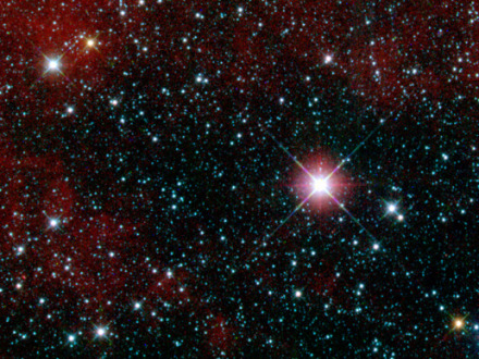 　米航空宇宙局（NASA）は米国時間1月6日、宇宙望遠鏡Wide-Field Infrared Survey Explorer（WISE）で撮影した最初の画像を発表した。天の川の近くにあるりゅうこつ座の赤外線「スナップショット」だ。NASAによると、この「ファーストライト」画像にはおよそ3000個の星が写っており、先々週に望遠鏡の保護カバーが外された直後に撮影されたものだという。