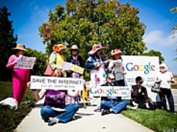 フォトレポート：米グーグル本社前でネット中立性プランへの抗議活動