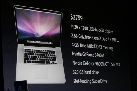 　MacBook Proのスペック。
