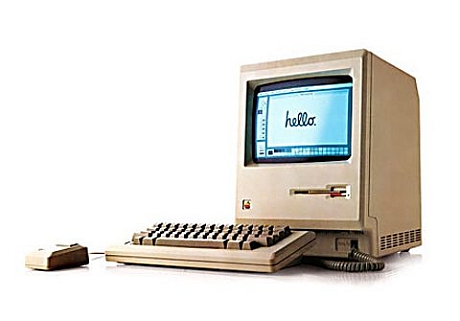 1．Microsoftが初代「Macintosh」向けに「Word」を開発する。

　Appleが1980年代の前半、（「Apple II」を凌ぐ勢いを見せていた）IBM PCに対抗するために、時代を先取りしたMacintoshコンピュータの開発を行っていた頃、Microsoftもこの新しいビジョンに可能性を見出していた。Gates氏はJobs氏の推進していたグラフィカルユーザーインターフェースに賭け、初期のアプリケーション開発企業の1社としてMicrosoftも名を連ねることに同意したのである。この決断の結果が、やがてコンピュータの世界で最も人気のあるアプリケーションの1つ「Microsoft Word」へとつながっていくわけである。Gates氏は、「われわれの取り組んできた仕事の中で最も面白かったものの1つがMacintoshであったが、これは非常にリスキーな決断であった。人々は覚えていないかもしれないが、Appleは本気で社運を賭けていた」と述べている。当然のことながら、Macintoshでの協業を契機に、Microsoftは「Windows」という競合プラットフォームの自社開発に踏み出すことになり、その後同OSは両社間の熾烈なライバル関係の火種となった。