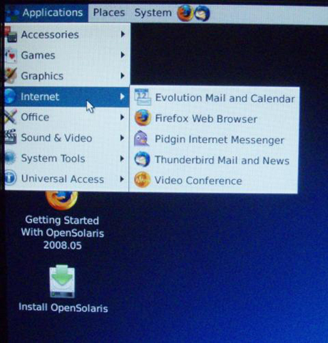 OpenSolarisのGNOMEメニュー
　OpenSolaris CDのデフォルトでのGNOMEのインストールもまた、Ubuntuのものに似ている。