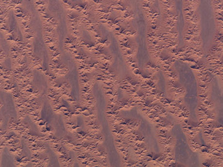 　まるで火星のように見える、国際宇宙ステーションが撮影したアルジェリアの砂漠。