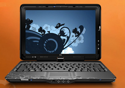 　Hewlett-Packard（HP）がマルチタッチに対応した初の消費者向けノートPC「HP TouchSmart tx2 Notebook PC」を発表した。これは、同名のデスクトップPCである「HP TouchSmart PC」のノートPCモデルである。PCとして、ディスプレイとして、またタブレットとして利用することができる。充電式のデジタルインクペンが付属する。価格は1149ドルからとなっている。