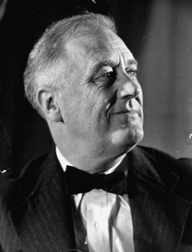　Franklin D. Roosevelt米大統領。1939年の57歳の誕生日にワシントンD.C.で撮影。