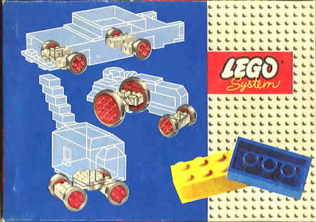 　車輪セットの箱の表に描かれた絵柄。LEGOサイト「misbi.com」のSteve Scott氏によると、この商品は1956〜1959年に発売されたLEGOシステム番号314だという。