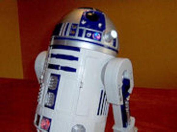 フォトレポート：「スター・ウォーズ」でおなじみ、「R2-D2」の精巧なレプリカを分解