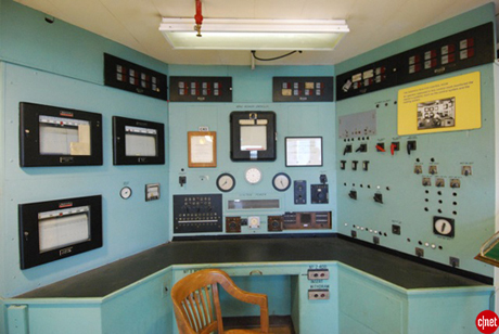 　オークリッジ国立研究所の黒鉛炉のオリジナルの制御室。