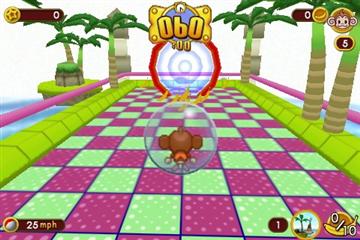 8: Super Monkey Ball

　iPhone 3Gの発売時に紹介されたアプリケーションの1つで、Segaのクラシックゲームのリメイクだ。ルールは簡単だ。青い海に浮かぶ不安定な浮桟橋の上を、ガラス玉に入ったサルを転がしながら移動する。

　慎重に玉を転がして、落とし穴を避けながら、狭い迷路を抜けて、ゴールをくぐると、サルが次のレベルに移動する。iPhone 3Gに内蔵されている加速度センサーを使って、iPhoneを前後に傾けて、サルをコントロールする。

　このゲームの元ネタとなった「Labyrinth」もiPhoneに移植されており、無料で提供されている。こちらも、iPhone内蔵のセンサーを使って、すばらしい効果とゲームプレイを実現しているゲームだが、残念なことに、シャボン玉に閉じ込められたサルは登場しない。
