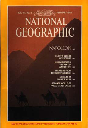 　ギザのピラミッド。National Geographicの表紙フォーマットにあわせて、画像が修正されている。