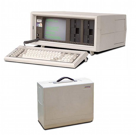 　XPS M2010が持つコンセプトからは、初期のPCが思い出される（当時、メインフレームより小さければ、何でもポータブルコンピュータと考えられていた）。この写真にあるCompaq Portableは価格（Oldcomputers.netでは3590ドル）と重量（28ポンド--約13kg）がXPS M2010とほぼ同じだ。1983年当時、この価格で得られるスペックは、4.77MHz Intel 8088プロセッサ、RAM 128K、フロッピーディスクドライブ2基、9インチの白黒モニタ、MS-DOSだ。