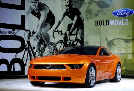 　Fordの「Ford Mustang」はItaldesignのFabrizio Giugiaro氏によるデザイン。