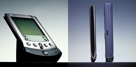 Palm Computingの「Palm V」（1999年）。大ヒットした「PalmPilot」に続くハイエンド向けの製品。