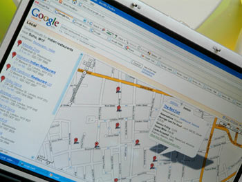 　空港利用者はGoogle MapsやGoogle Localを使って、旅先でのスケジュールを立てることもできる。