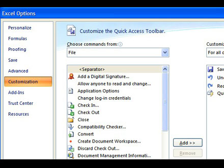 　Office 2007ではQuick Accessメニューを使って、頻繁に利用する機能へのショットカットを作成することができる。