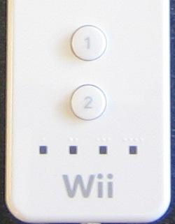 　CNET News.comの姉妹サイトであるTechRepublicが任天堂の「Wii」のコントローラである「Wiiリモコン」を分解した。驚いたことに、このデバイスでも、シンプルかつ機能的という任天堂の設計テーマを維持していることが明らかになった。