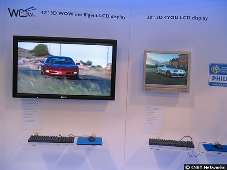 　Philipsは3D液晶モニタを市販し、消費者向けテレビにも2008年までの採用を目指す。このテレビは、標準的な液晶テレビにレンズの並んだレイヤを追加した形になっている。これらのレンズが素材の別のイメージを作り出し、目と脳がこれを3D画像として認識する。