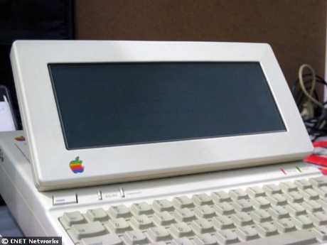 　Apple IIc。こちらもTom Wilsonさんのもの。売れ行きが悪く、10000台しか生産されなかったという。