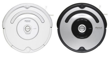 　米国時間8月22日、iRobot社は掃除機ロボット「Roomba」の後継機を発表した。300ドルで発売のRoomba 530（写真左）は、「virtual wall」によって掃除したくない範囲を設定できるほか、1回の充電で3部屋程度の掃除が可能だ。350ドルで発売のRoomba 560（写真右）は、複数の部屋に渡って定期的に掃除するという新しいタイマー機能がついており、こちらは1回の充電で4部屋程度掃除することができるという。