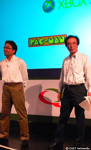 　NAMCO BANDAI Games Americaの級副社長COOの岩井誠氏（左）と、初代パックマンの生みの親である岩谷徹氏（右）。