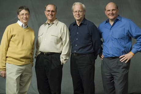 　Microsoftでの昔ながらの面々。左からBill Gates氏、Craig Mundie氏、Ray Ozzie氏、Steve Ballmer氏。2008年に撮影。
