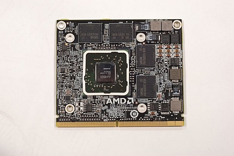 　AMDの「Radeon HD 6770M」GPUの表面。