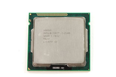 　Intelの2.7GHzクアッドコア「Core i5」の表面。