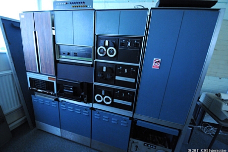 　これはPDP-11の前に作られたDECのPDP-8だ。