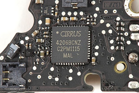 　Cirrusのオーディオコントローラ「4206BCNZ」。