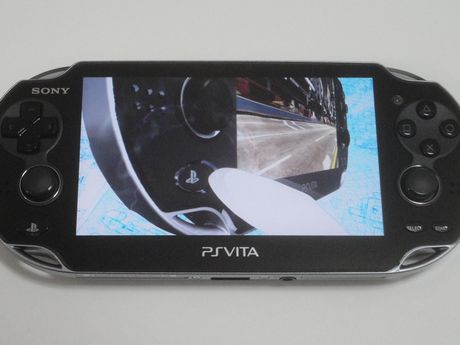 　各種設定が終わると、PS Vitaの魅力を紹介する短いビデオが流れる。