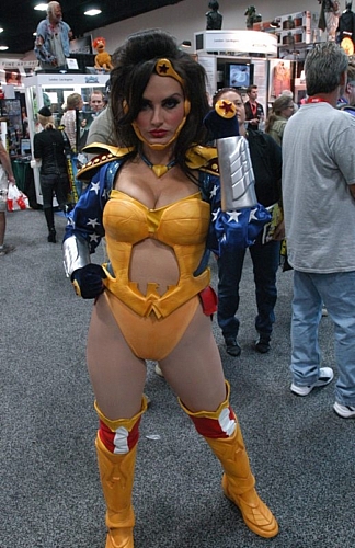 　ウォウ！

　サンディエゴで開催された「Comic-Con International 2011」にて。