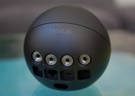 　Nexus Qの背面は、Micro HDMI出力、光オーディオポート、イーサネットジャック、Micro-USBポートなどがある。