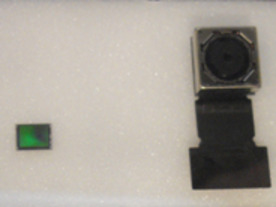 ソニー、スマホ向けイメージセンサ「Exmor RS」を商品化--より小型で高感度撮影に