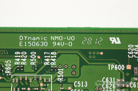 　マザーボードの刻印によれば、Kindle Fire HDのプリント基板（PCB）はDYnamic Electronicsによって製造された。