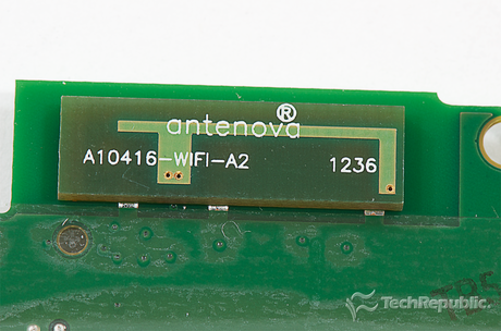 　Wi-Fiアンテナ「A10416-WIFI-A2」。
