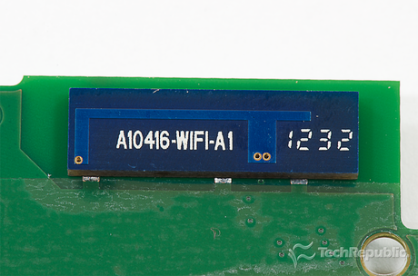 　Wi-Fiアンテナ「A10416-WIFI-A1」。