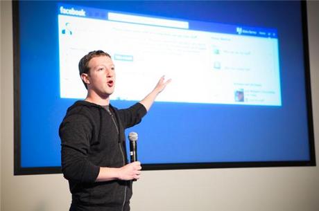 　Zuckerberg氏は、FacebookがBingと提携したことを発表。Graph Searchでは不十分な場合、ウェブ検索を利用できる。