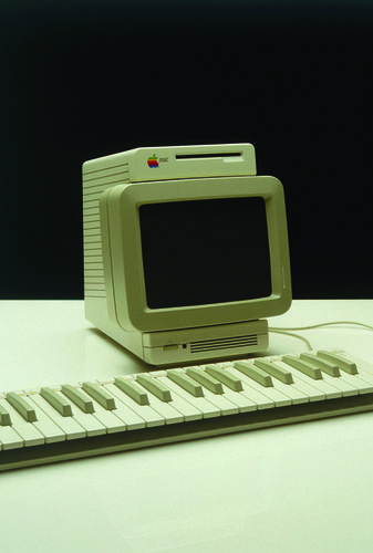 　驚くことに、この音楽志向のMacのプロトタイプは、一部のミュージシャンが今日Appleコンピュータを利用する方法を予示している。