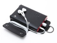 こだわりのiPhone用真空管アンプと専用レザーケース--abrAsus×ELEKITがコラボ - CNET Japan