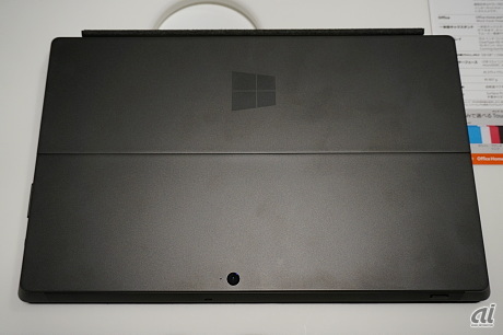 　Surface Proの背面。