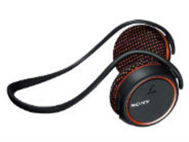 ソニー、ネックバンドスタイル型のスポーツ用ヘッドホン--Bluetoothに対応