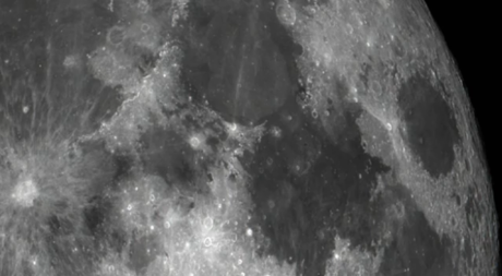 　SLOOH Space Cameraによるカナリア諸島から撮影した月面。