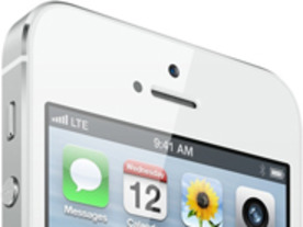 アップル、「iPhone」量産開始をFoxconnに指示か--2機種の9月発表に向け