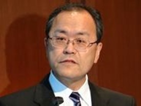 LTEエリア競争「KDDIが断トツになる」--田中社長の“つながる力”戦略