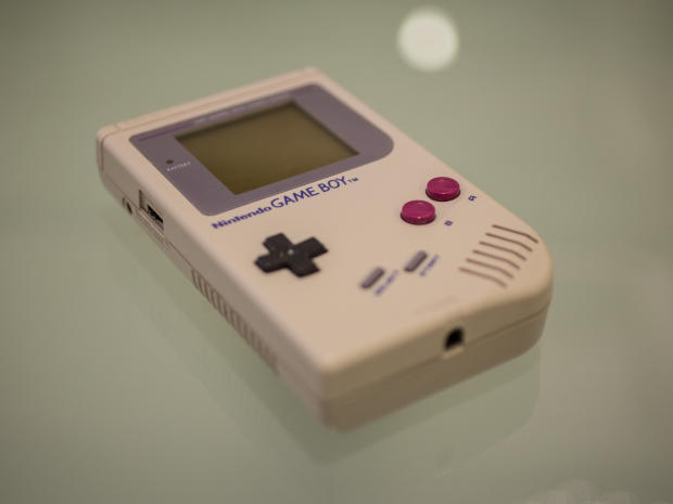 　Game Boyは「Nintendo DS」への道を開いた。DSはさらに人気の機種となっている。