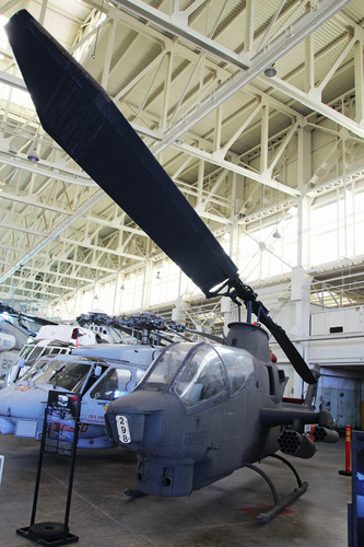 　AH-1 Cobraの主要部品は「Huey」と共通だ。そのHueyを次に紹介する。
