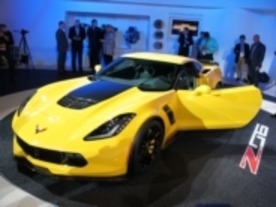 シボレー「Corvette Z06」--新カーボンファイバボディ採用の2015年モデル