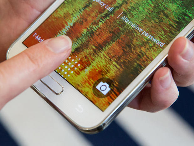 　サムスンは「Galaxy S5」を発表し、最高水準の仕様を持つ2014年モデルで、2013年の同社製モデルを凌駕した。Galaxy S5の仕様には、優れた16メガピクセルのカメラや超高速のクアッドコアプロセッサ、さらに指紋スキャナなどハードウェアの機能が複数ある。

関連記事：サムスン「Galaxy S5」レビュー