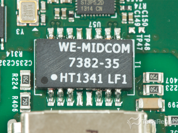 　Wurth Elektronikの「Midcom 7382-35」。