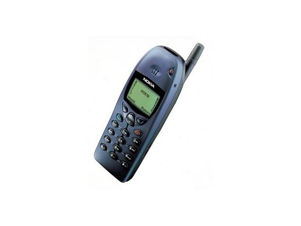 「Nokia 2110」
1994年発表

　Nokia 2110は、外観や機能はあまり良くなかったが、今や同社の象徴となった着信音を初めて搭載したNokia製携帯電話だった。
